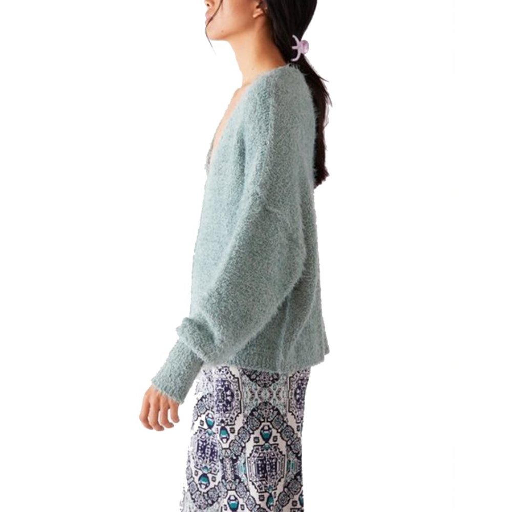 FREE PEOPLE Icing V-neck Sweater In Spring Dust - Picture 3 of 16